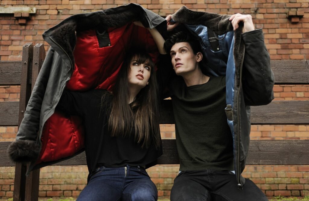 rain, couple, england, shelter, romantic, together, umbrella, outdoors, date, happiness, man, woman, love, happy, young, kiss