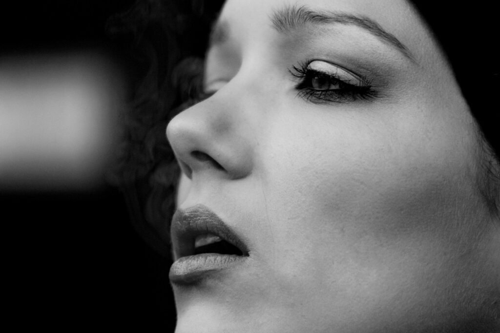 girl, beauty, woman, portrait, emotion, bella, face, charm, girls, elegant, mouth, people, female, sensual, women, fashion, e