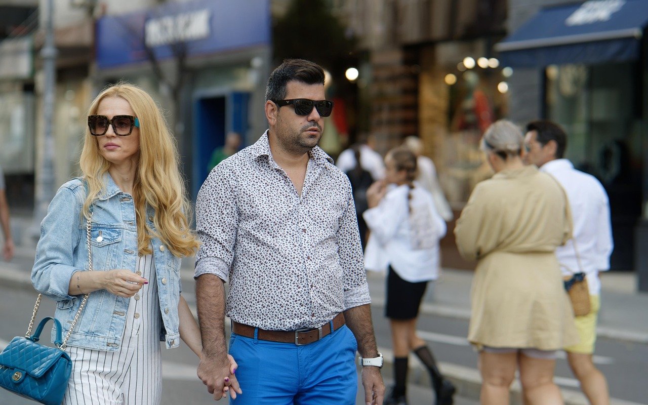 couple, holding hands, people, casual, walking, street, urban, city, relaxation, nature, summer
