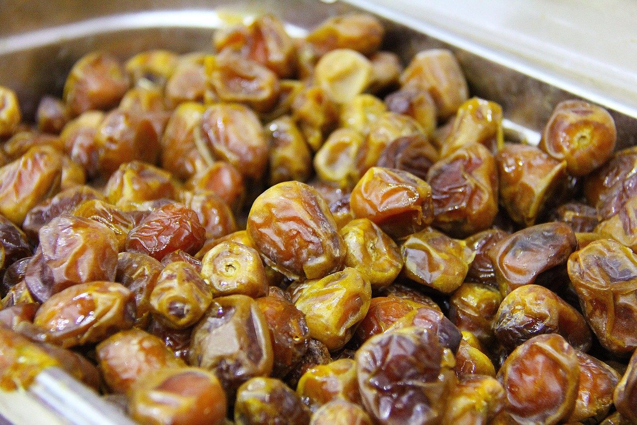 dates, date, sweet, fruit, food, healthy, fresh, snack, delicious, nizwa, oman, middle east, tasty