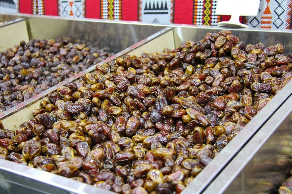 dates, date, sweet, fruit, food, healthy, fresh, snack, delicious, nizwa, oman, middle east, tasty, nizwa, nizwa, nizwa, nizw