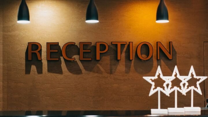 Escort Booking Etiquette in Akim Oda: Clear Communication and Boundaries