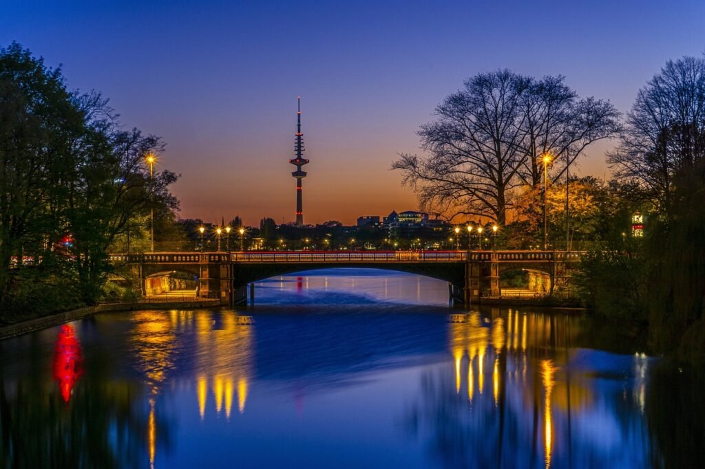 hamburg, alster, heaven, water, sunset, evening atmosphere, nature, atmospheric, architecture, waters, inner alster, binnenal