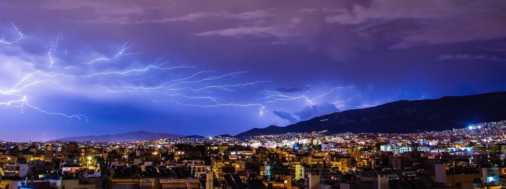 thunder, nature, lightning, city, panorama, panoramic, skyline, cityscape, storm, stormy weather, lightning bolts, thundersto