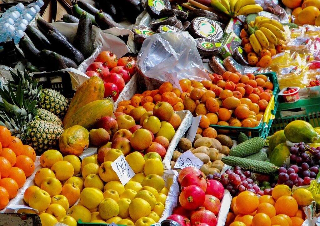 fruit stand, fruit, market, vegetables, market stall, food, healthy, vitamins, vegetable stand, farmers local market, street