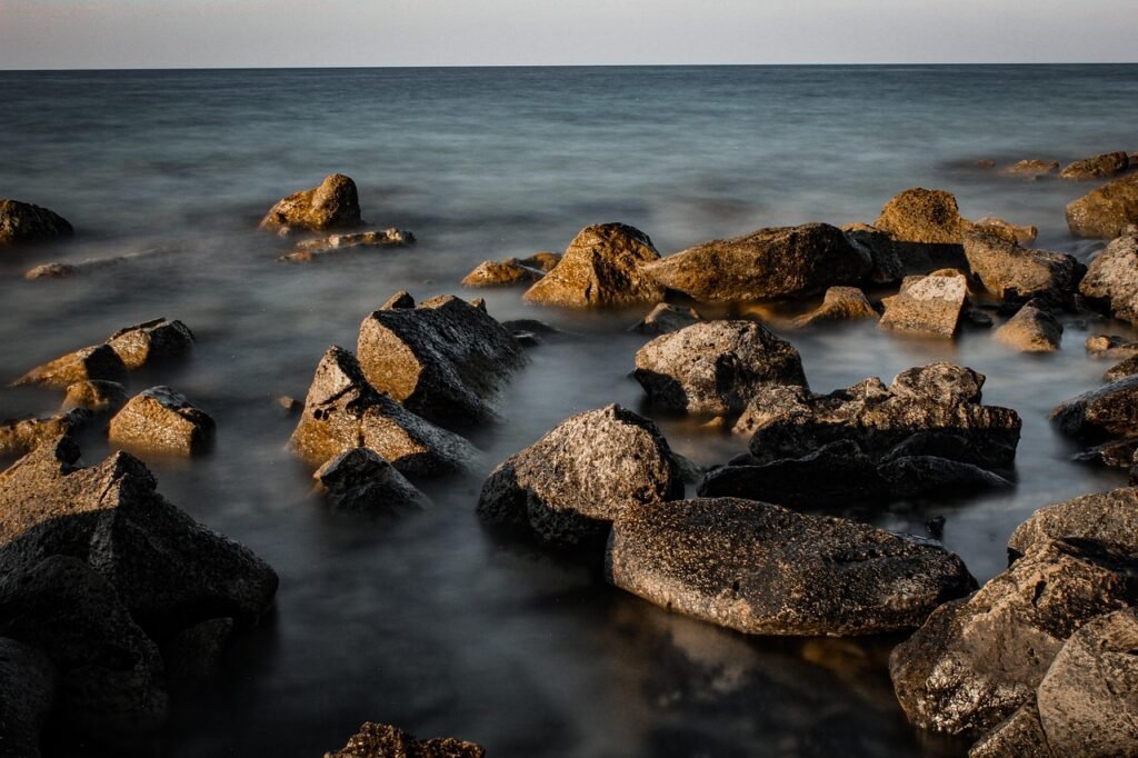 ocean, sea, rocks, coast, nature, water, waves, riverbank, stone, panorama, horizon, sea breeze, cliffs, tide, coastline, coa