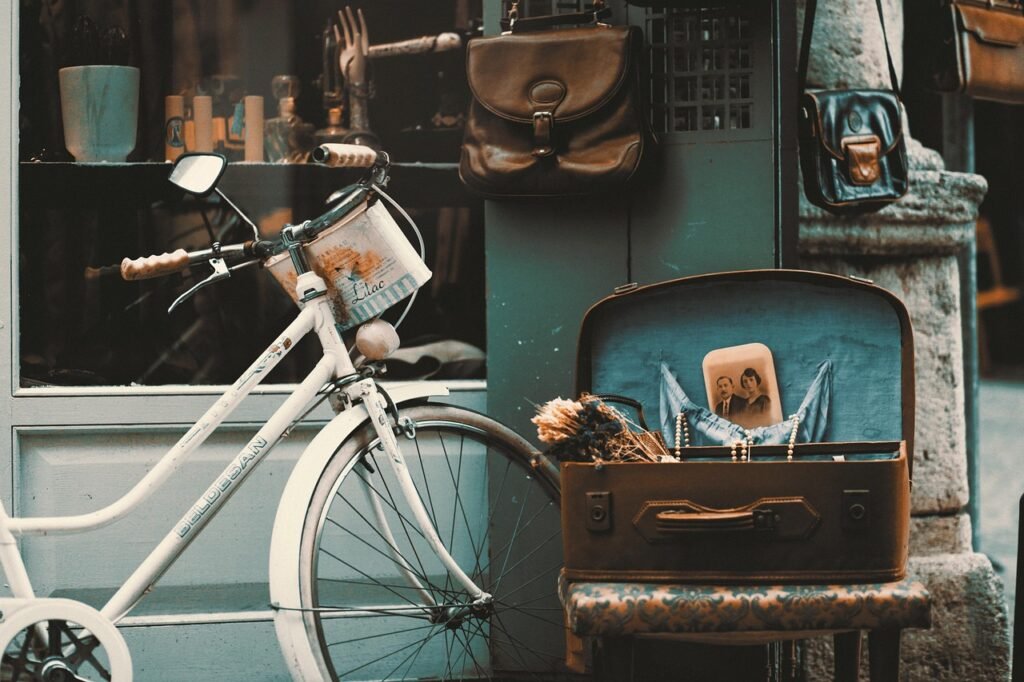 bicycle, vintage, street, shop, retro, istanbul, old, history, hd wallpaper, still life, nostalgia, tumblr wallpaper, 4k wall