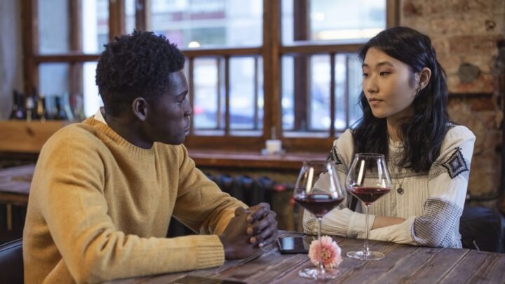 Simple Ways to Keep Your Tinder Dates Fun, Safe, and Stress-Free in Accra