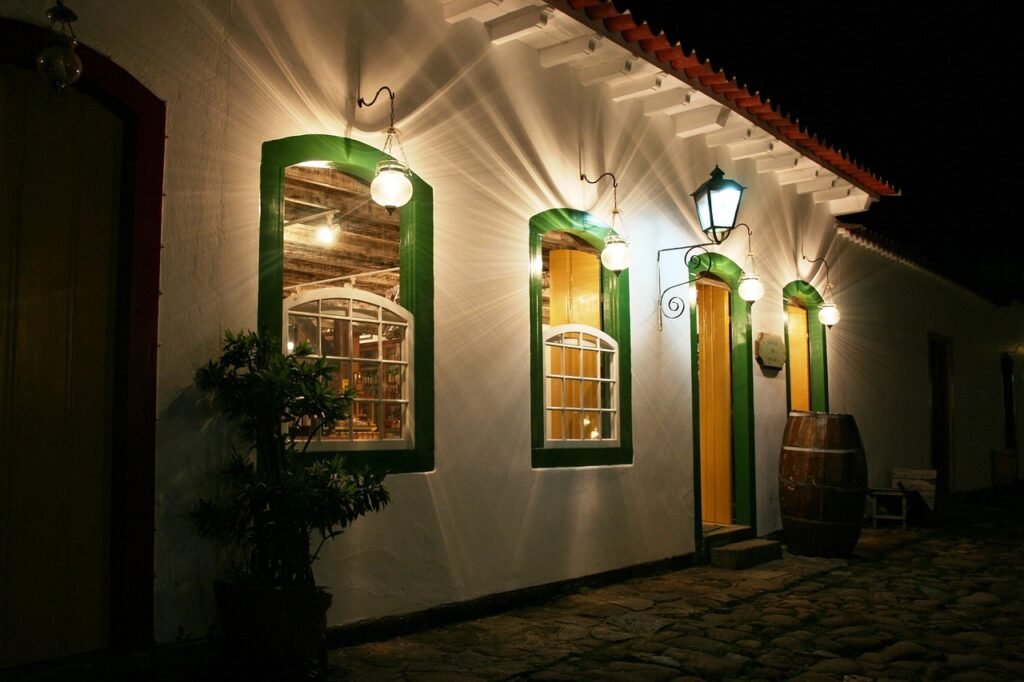 paraty, facade, lamps, colonial architecture, simple life, simplicity, night, summer night, brazil, paraty, paraty, paraty, p