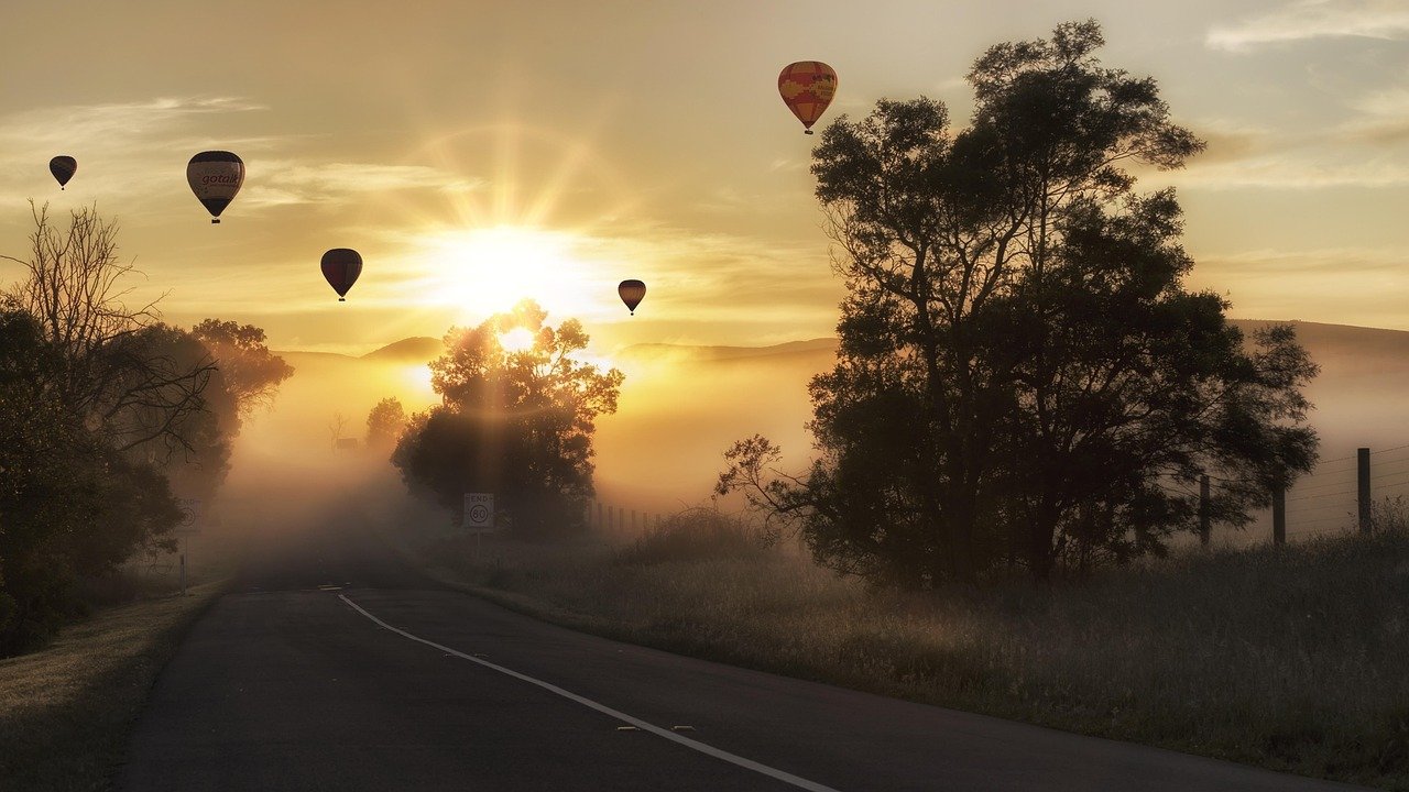 hot air balloons, road, fog, sunrise, morning fog, foggy, haze, mist, misty, street, lane, avenue, hot air balloon ride, land