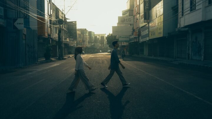 Simple Ways to Keep Romance Enjoyable in Lapaz: Everyday Connections and Local Vibes