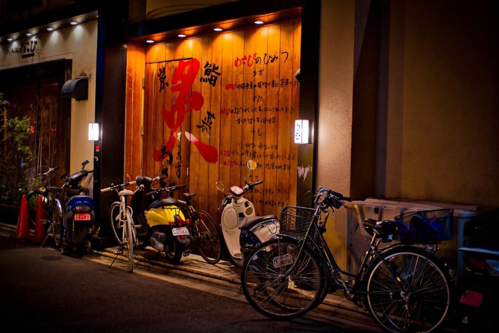 motorbike, bicycle, city, urban, restaurant, night, nightlife