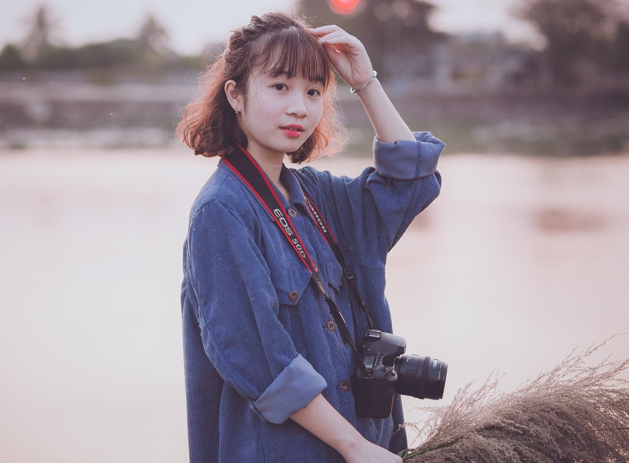 sunset, nature, sun, camera, girl, cute, golden hour, schoolgirl, vietnam, portrait
