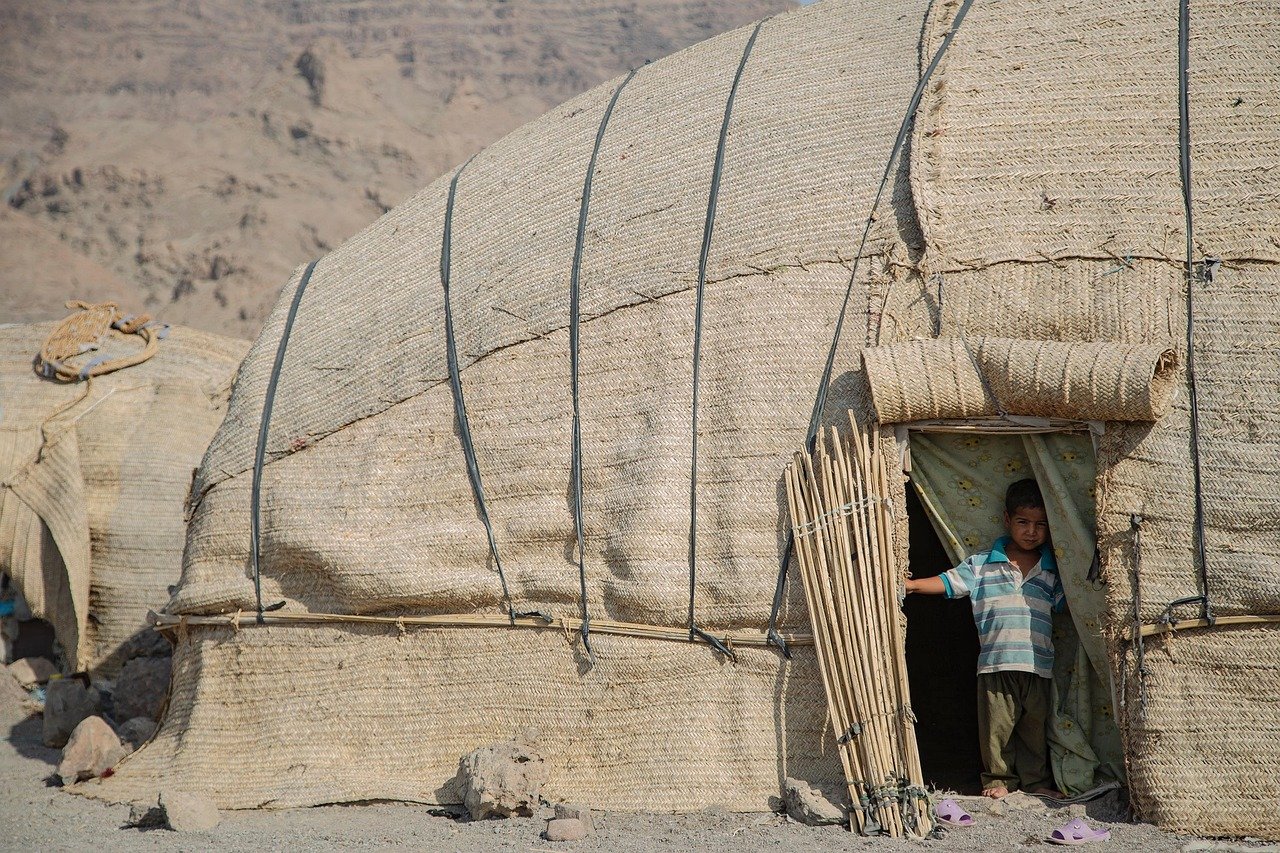 boy, child, shelter, house, kid, little boy, door, culture, persian, iranian, life, baloch people, kerman province, iran, pho