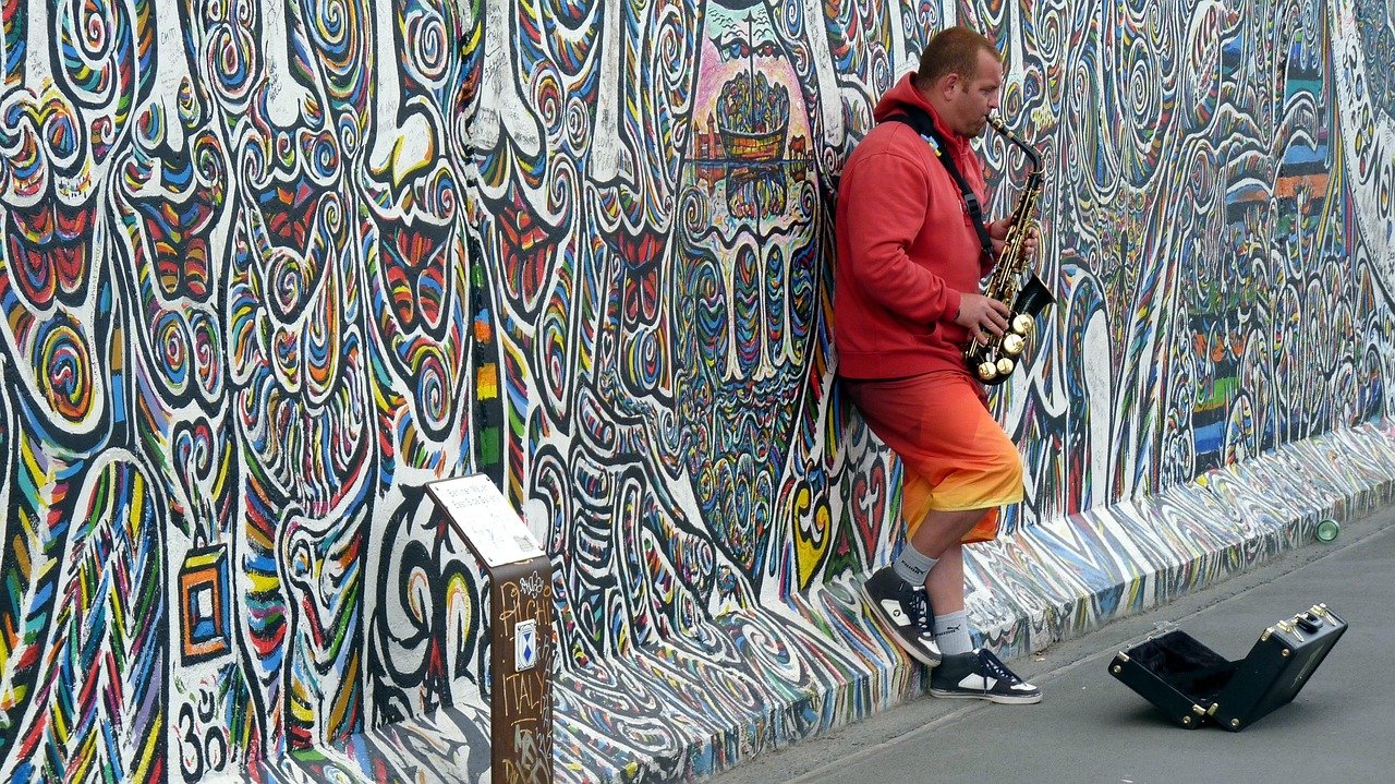 street musicians, musician, jazz, street music, berlin, art, graffiti, east side gallery, saxophone, jazz, jazz, jazz, jazz,