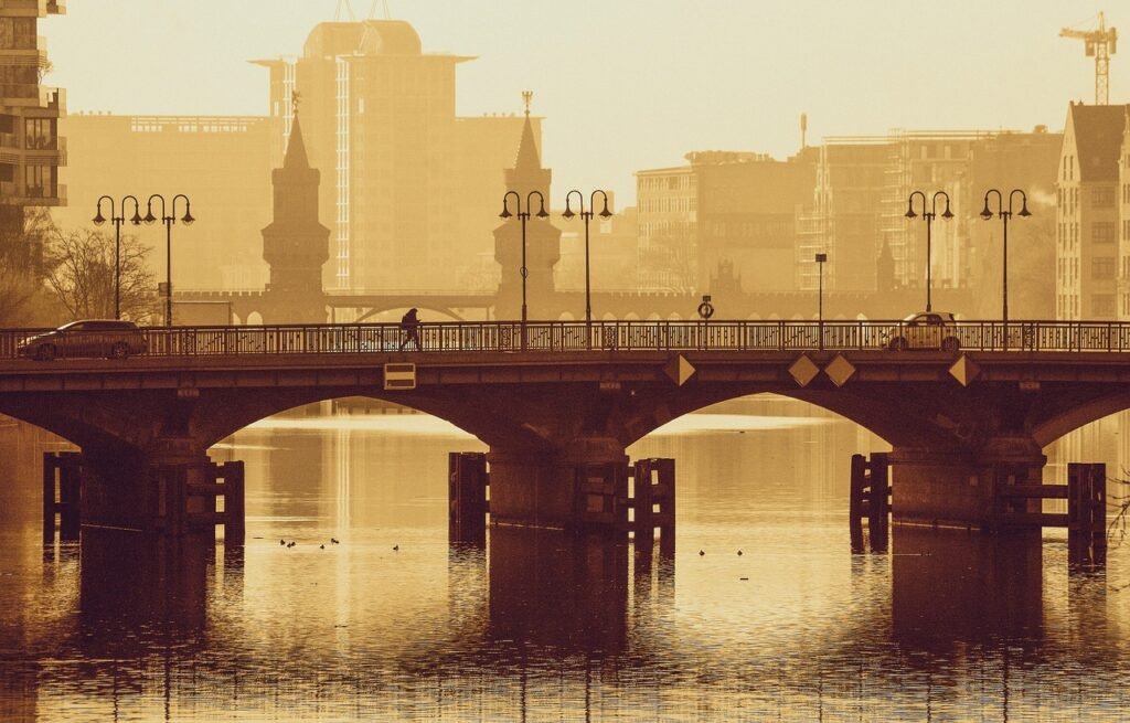bridge, flow, cityscape, architecture, building, berlin, structures, city, bridge, berlin, berlin, berlin, berlin, berlin