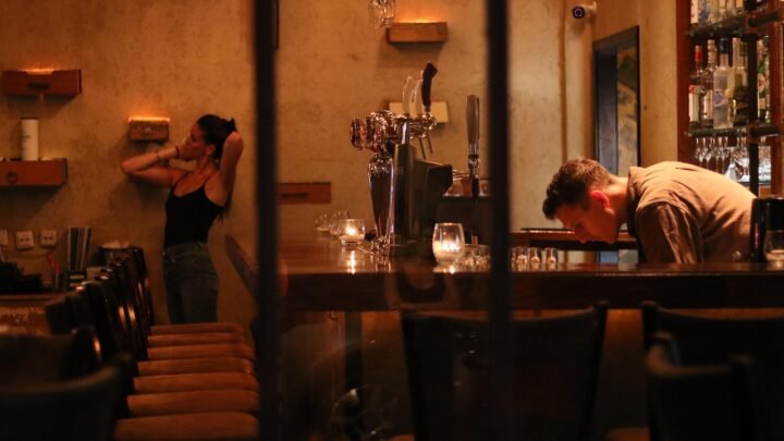 Mastering the Night: How to Plan a Smoother Club Experience in Lapaz