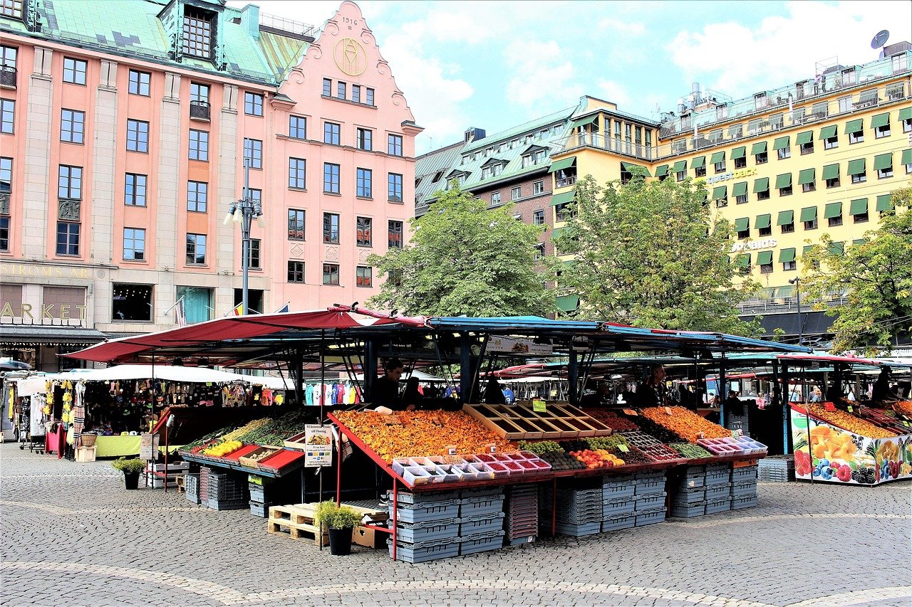 stockholm, market trade, hötorget, market, square, vegetables, fruit, buildings, city, building, facade, shopping centre, des