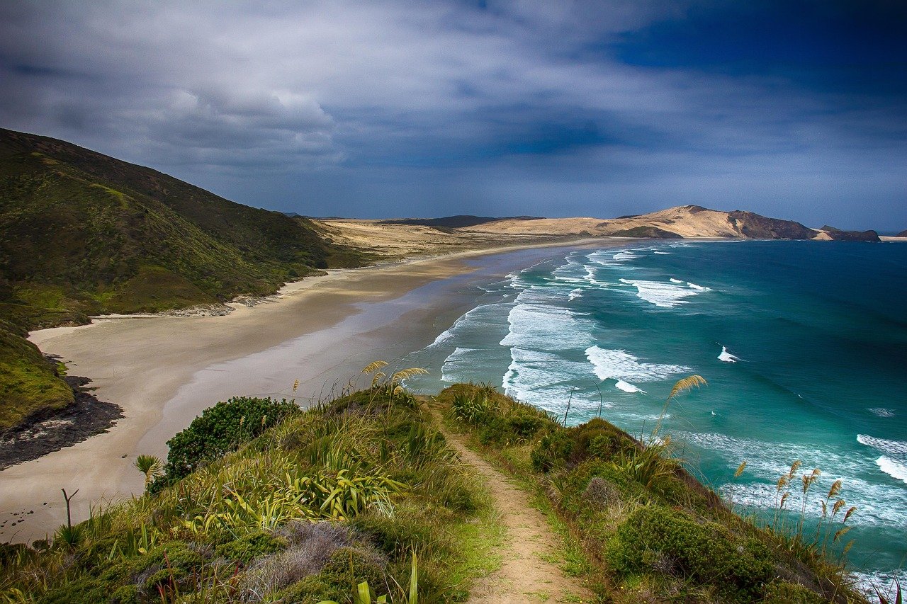 beach, coast, sea, hill, mountain, coastline, seashore, ocean, bay, nature, scenery, scenic, cloudy, new zealand, new zealand